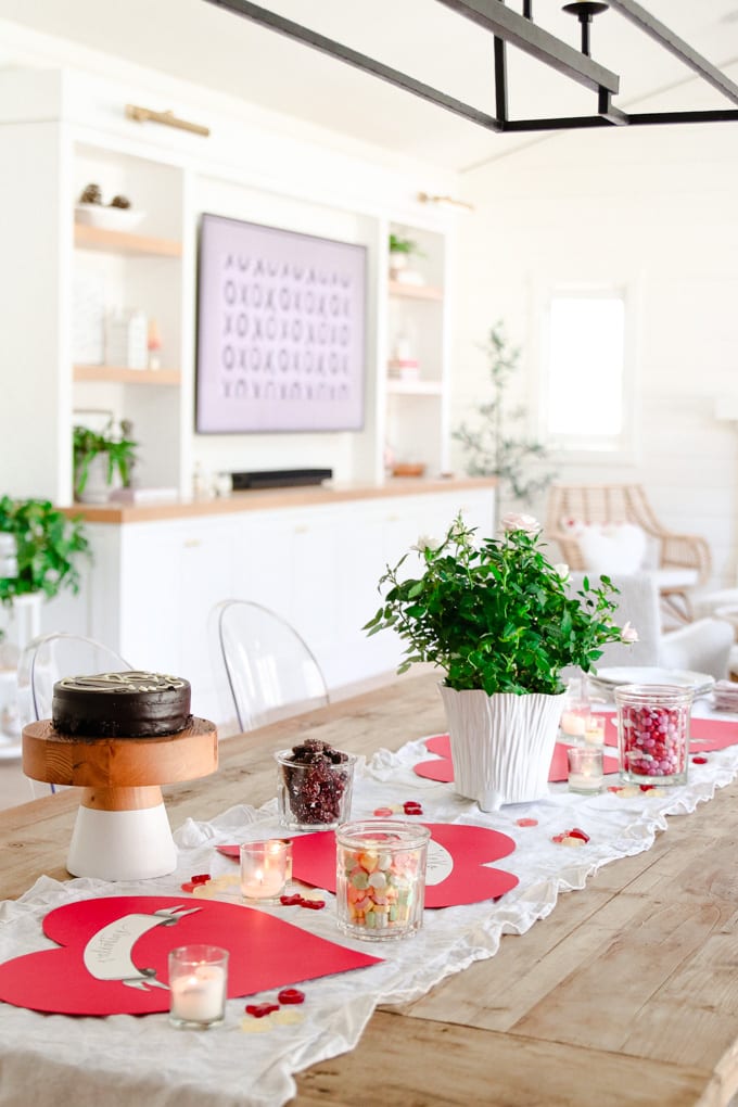 valentines tablescape