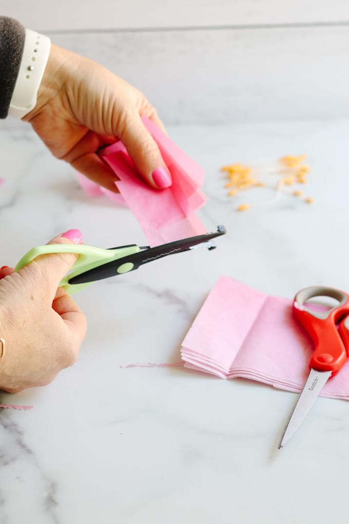 how to make tissue paper flowers