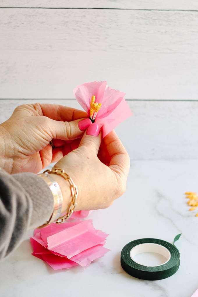 how to make paper flowers