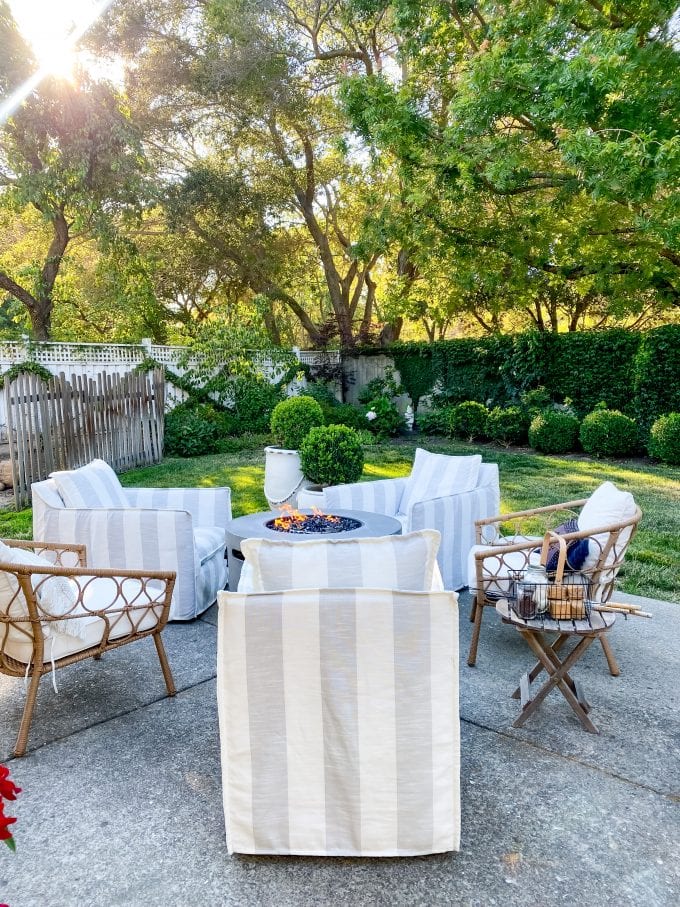 30 Outdoor Entertaining Ideas and Tips