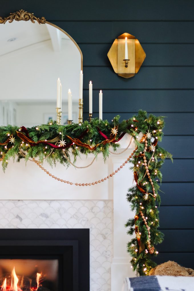 how to style a christmas fireplace 