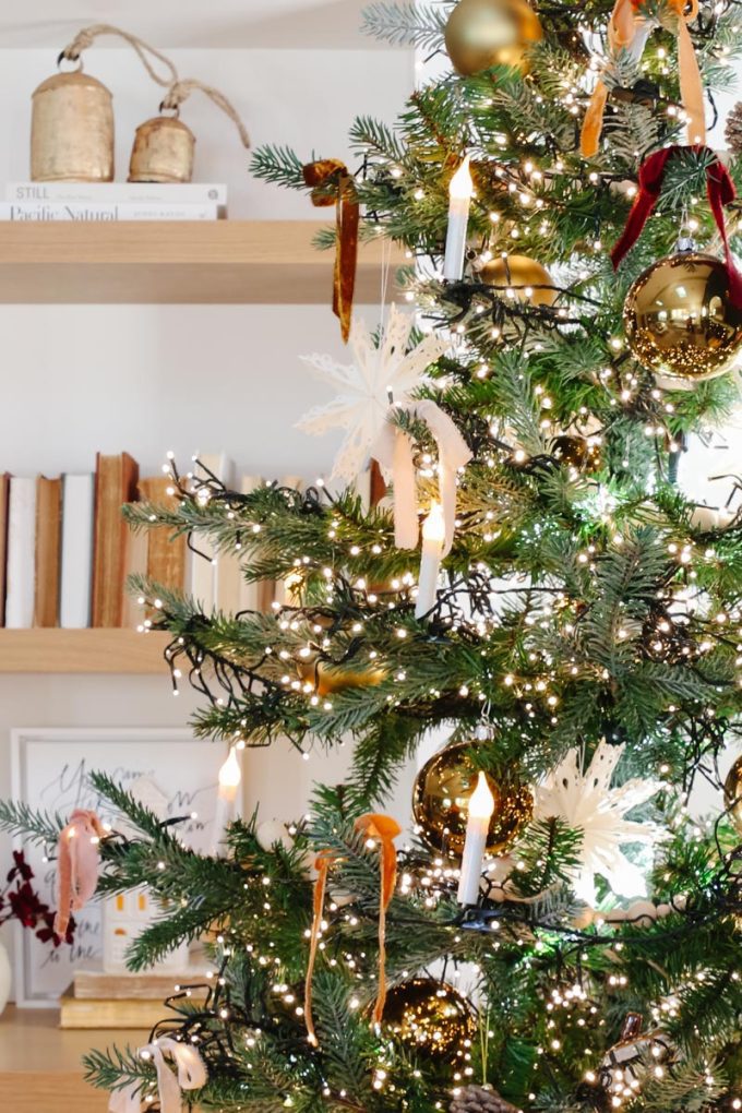 christmas tree with velvet bows