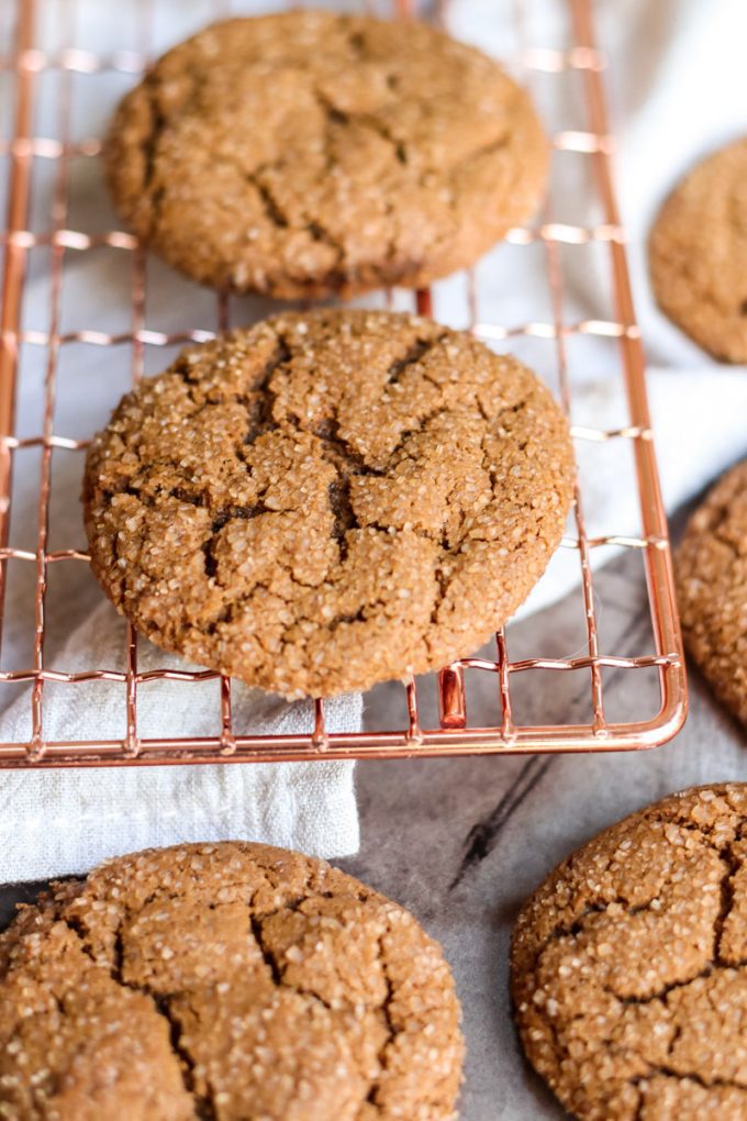 the best chewy molasses cookies