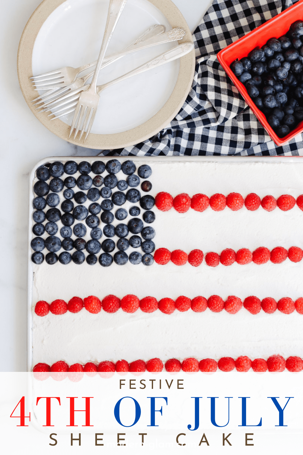 american flag sheet cake via @modernglamhome