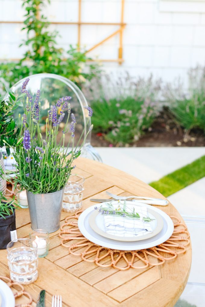 outdoor table setting ideas