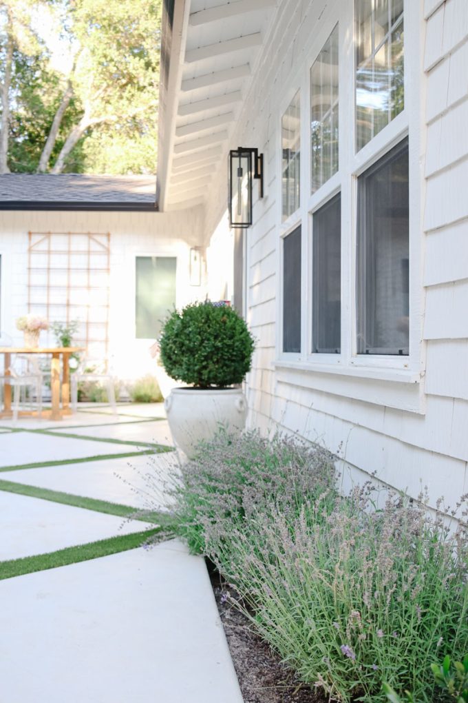 small backyard patio makeover