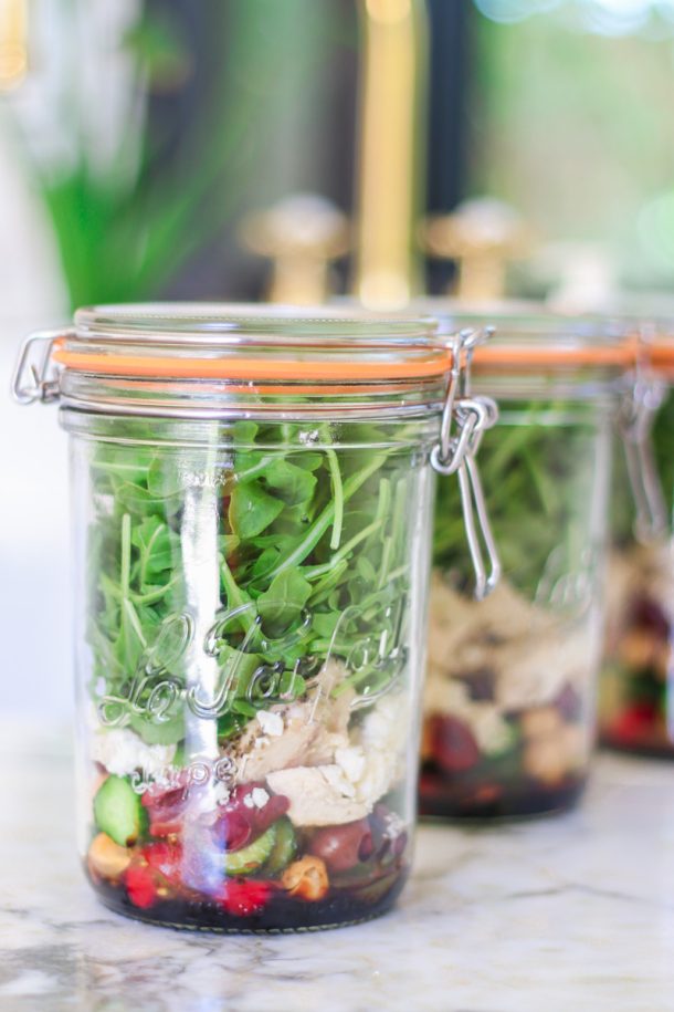 This Mason Jar Greek Salad Recipe Is So Good! Modern Glam