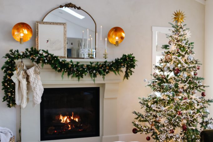 neutral christmas decor